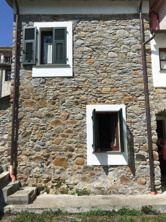 Casa Guido 2- La Porta Delle 5 Terre Beverino Exterior photo