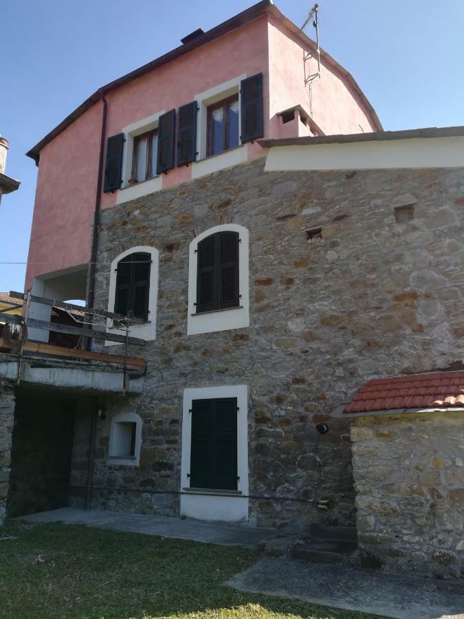 Casa Guido 2- La Porta Delle 5 Terre Beverino Exterior photo