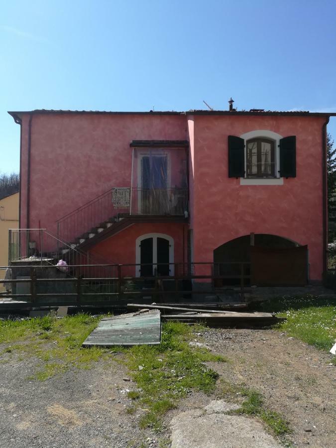 Casa Guido 2- La Porta Delle 5 Terre Beverino Exterior photo