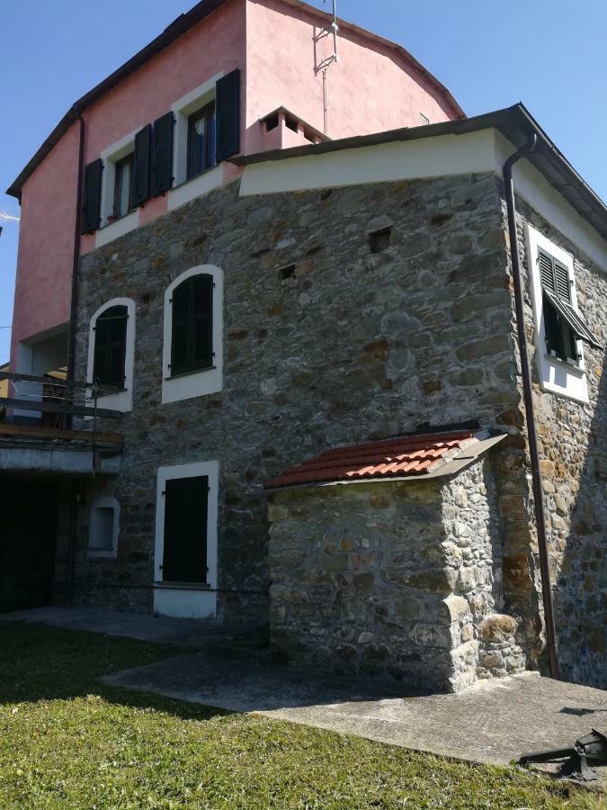Casa Guido 2- La Porta Delle 5 Terre Beverino Exterior photo